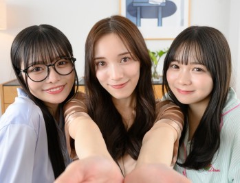 【APP下载】《HamKoi 转生为仓鼠的我与三姐妹的甜蜜生活》影
