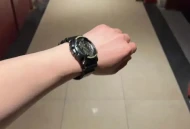 看手表看了个恋爱剧，想知道后续